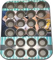 24 Cup Mini Muffin Pan - BB- J3032L